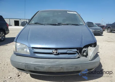 1999 Toyota Sienna Ce z USA, uszkodzony, nr VIN 4T3ZF19C9XU138926